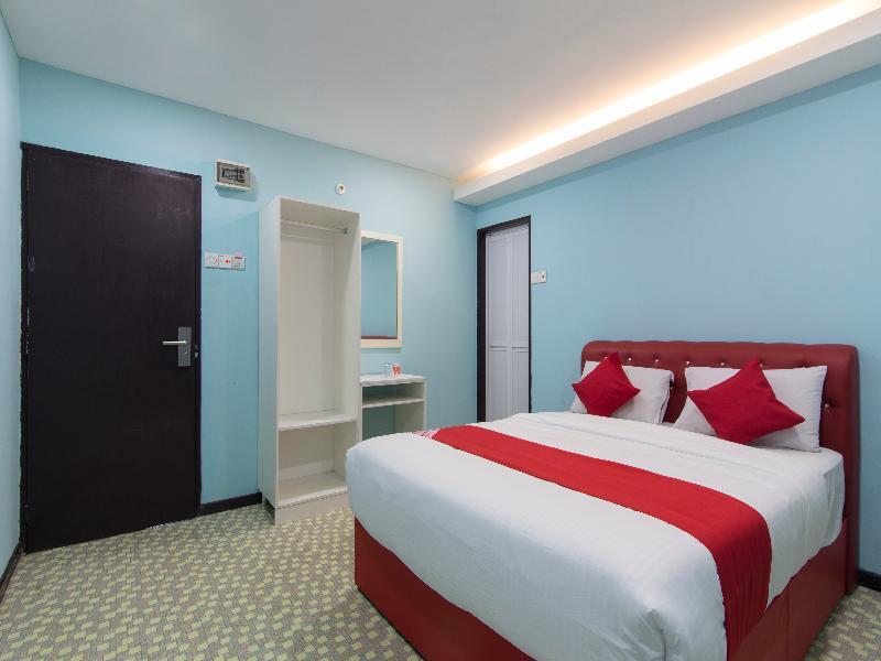 Oyo 1136 Pd Star Hotel Port Dickson Esterno foto